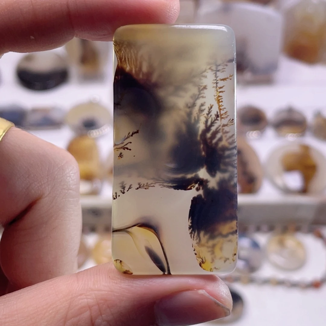 玛瑙/玉髓未镶嵌珠宝奇石