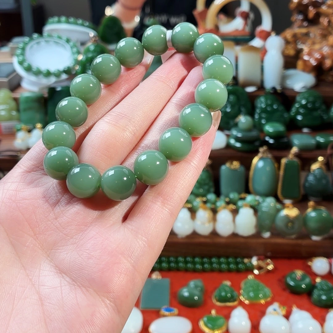 微***拉和田玉未镶嵌手串