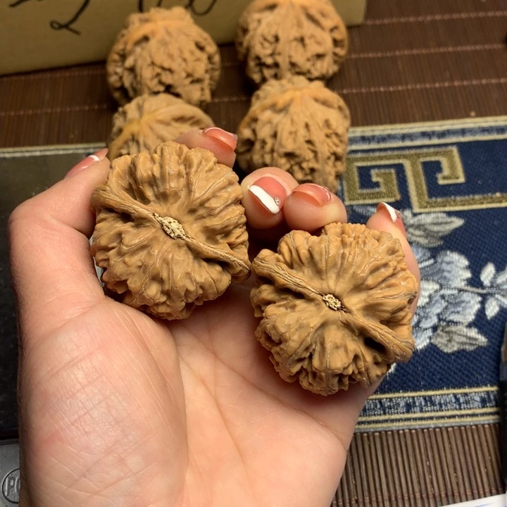 吊坠文玩核桃等***✘粗筋