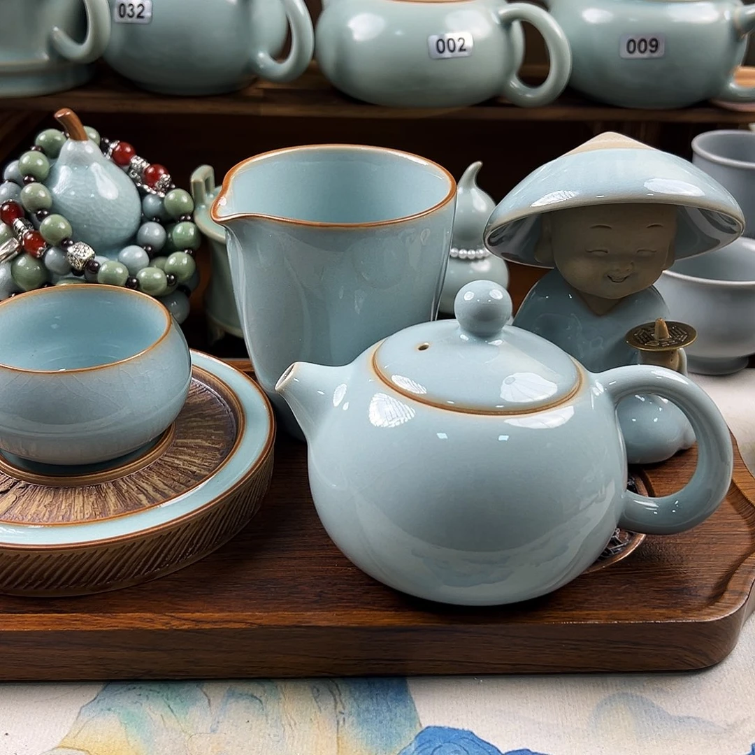 天青釉小和尚十件套福利价