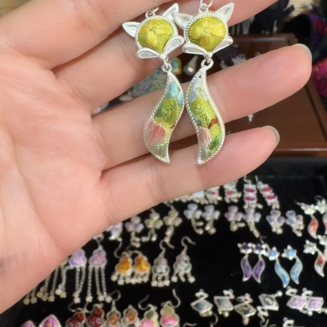 织绣民族风刺绣耳环