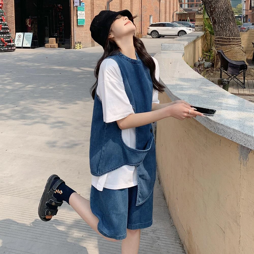 酷飒拽姐穿搭牛仔时尚套装女夏季小个子设计感宽松阔腿短裤两件套