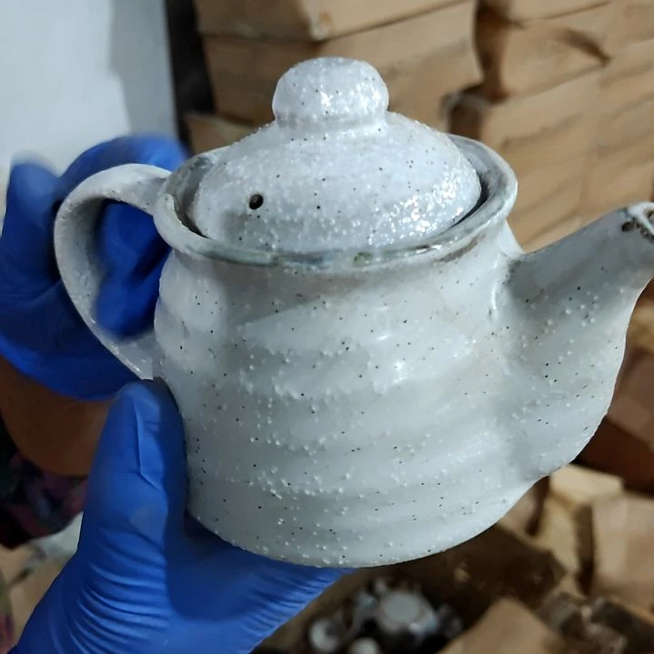 瓷片陶瓷盘子碗啥都有