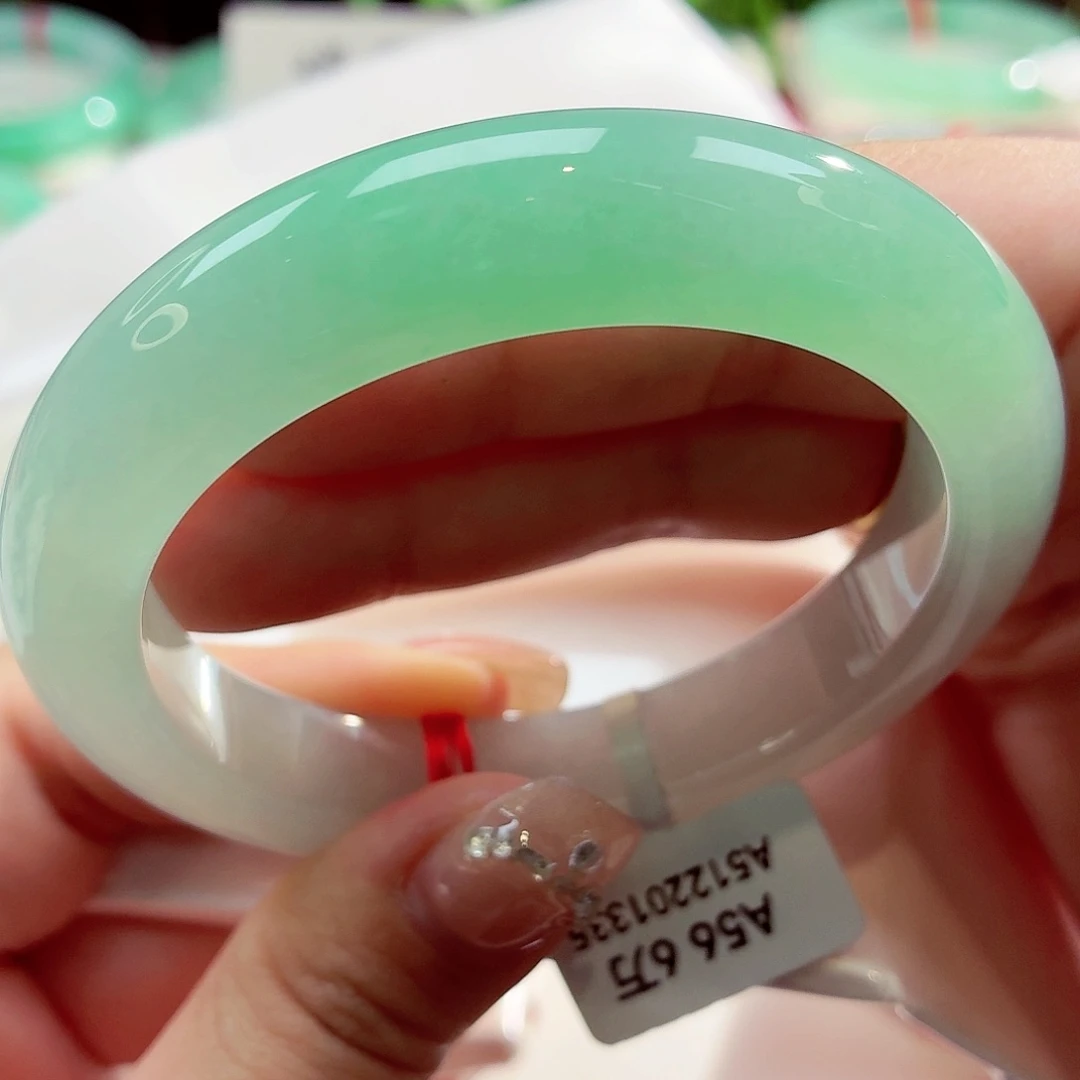 翡翠未镶嵌手镯88.62