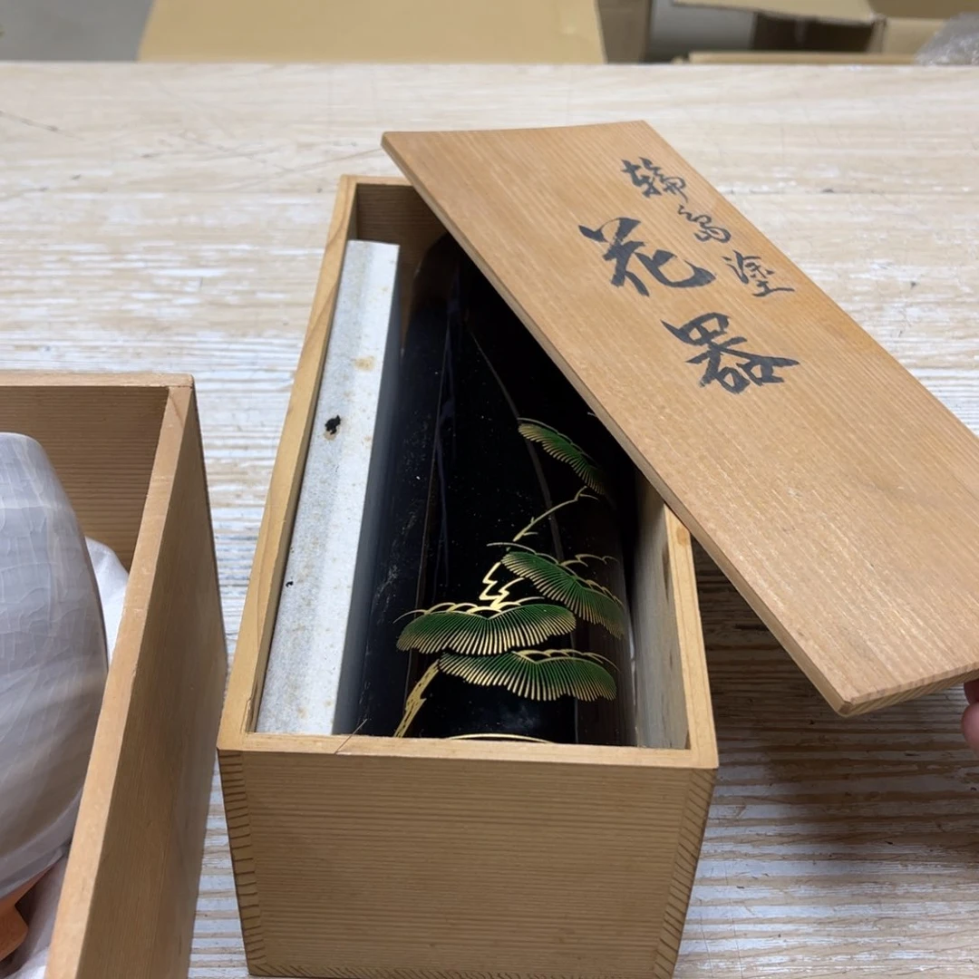 瓷片靓**！密密麻麻地排列着一个