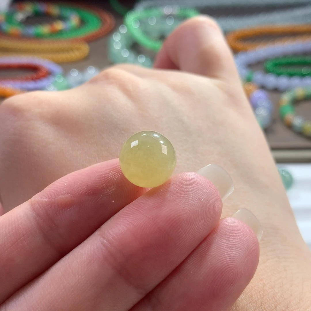 翡翠未镶嵌颈饰翡翠胶润淡色柠檬黄卡12+