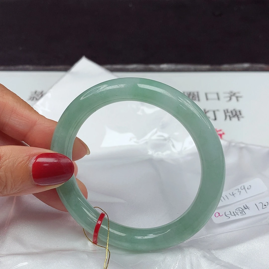 翡翠手镯未镶嵌54圈4390