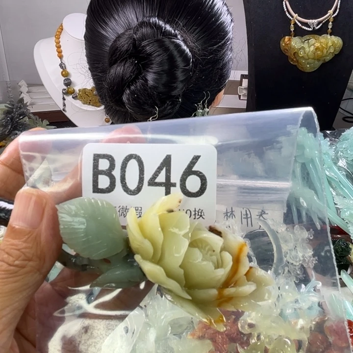 未镶嵌岫玉耳钉岁**安