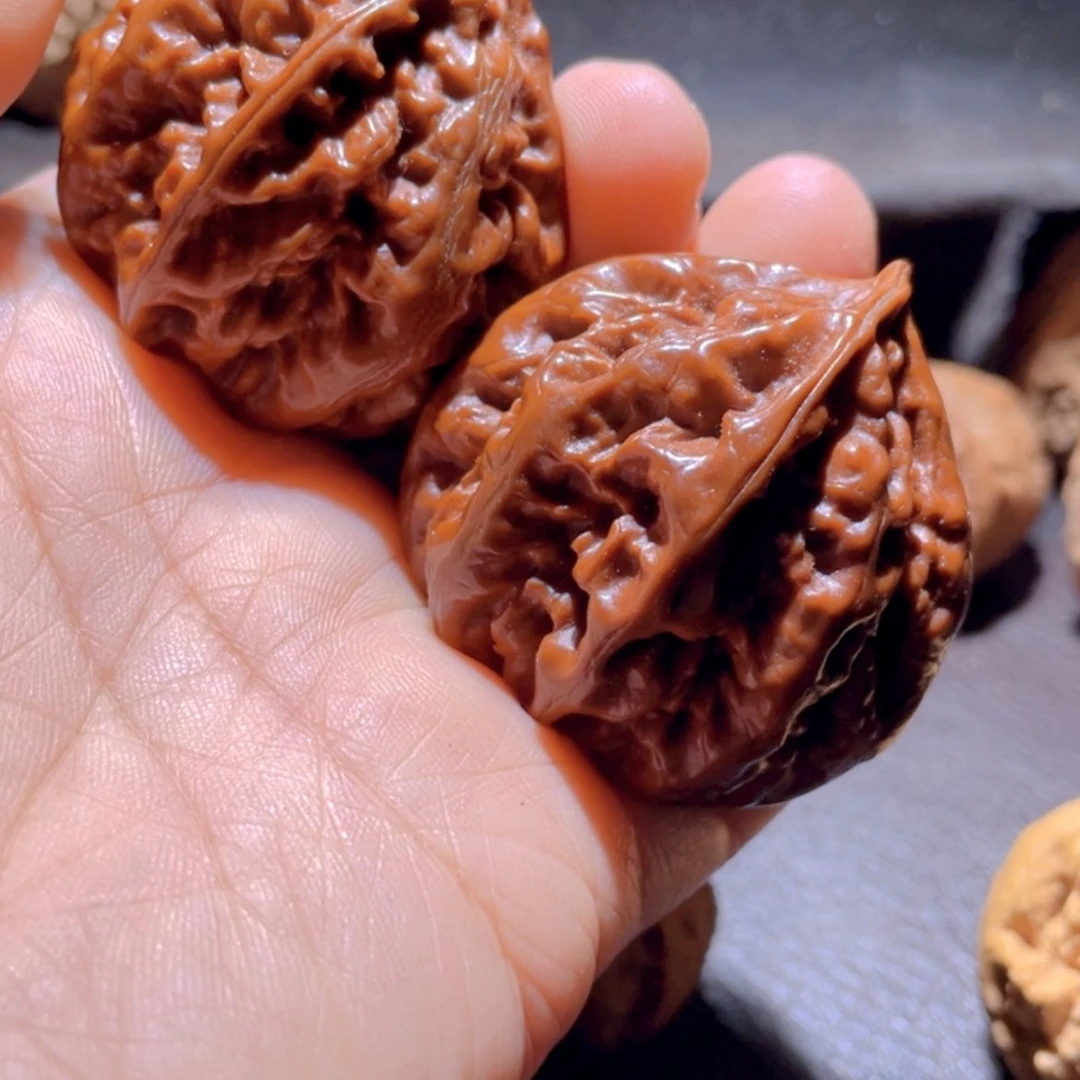 【闪购商品】文玩核桃把件博东北楸子19