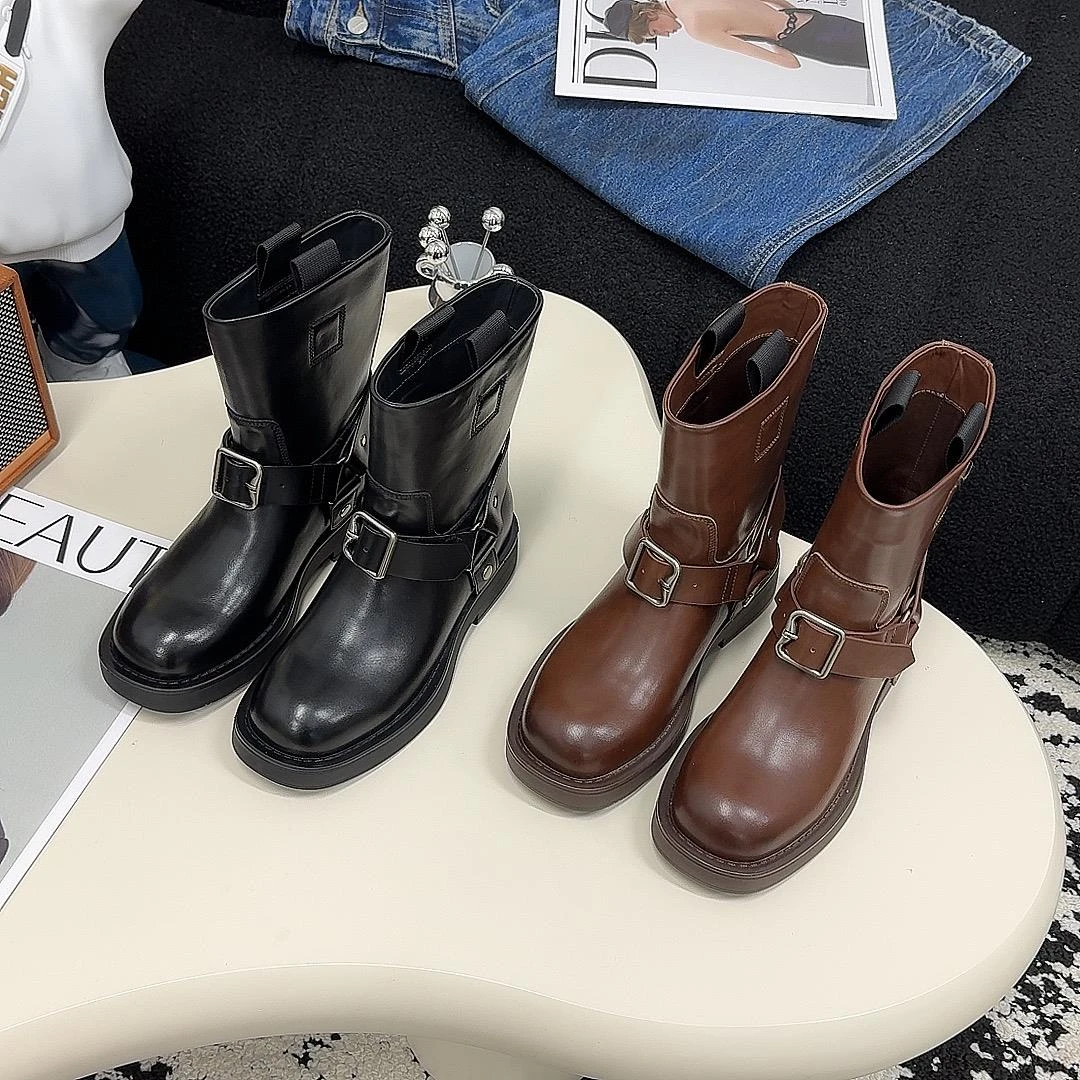 秋单靴新款短靴女粗跟皮带扣厚底中筒马丁靴复古骑士靴潮