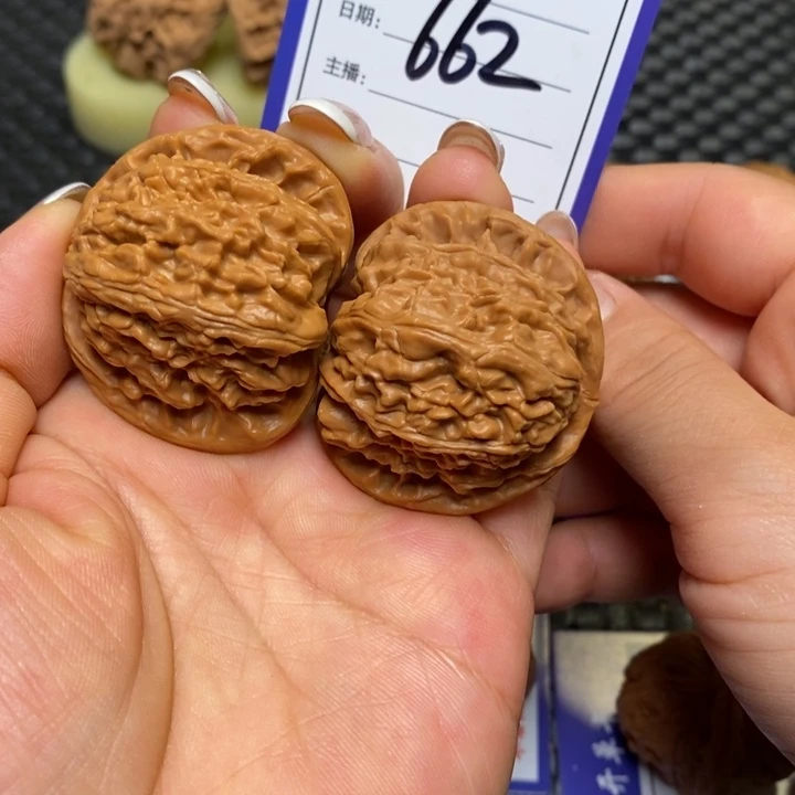 文玩核桃手串662白狮42