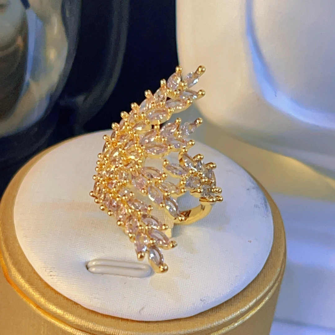 铜合金锆石戒指 哈尼西牧时尚华丽戒指#0008403