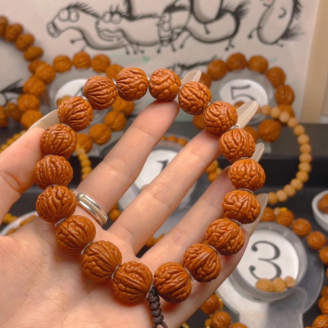 文玩核桃吊坠1.666666666