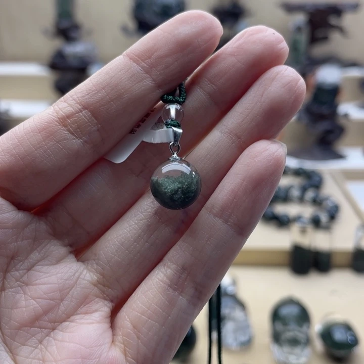 银S925镶嵌颈饰水晶绿幽灵吊坠