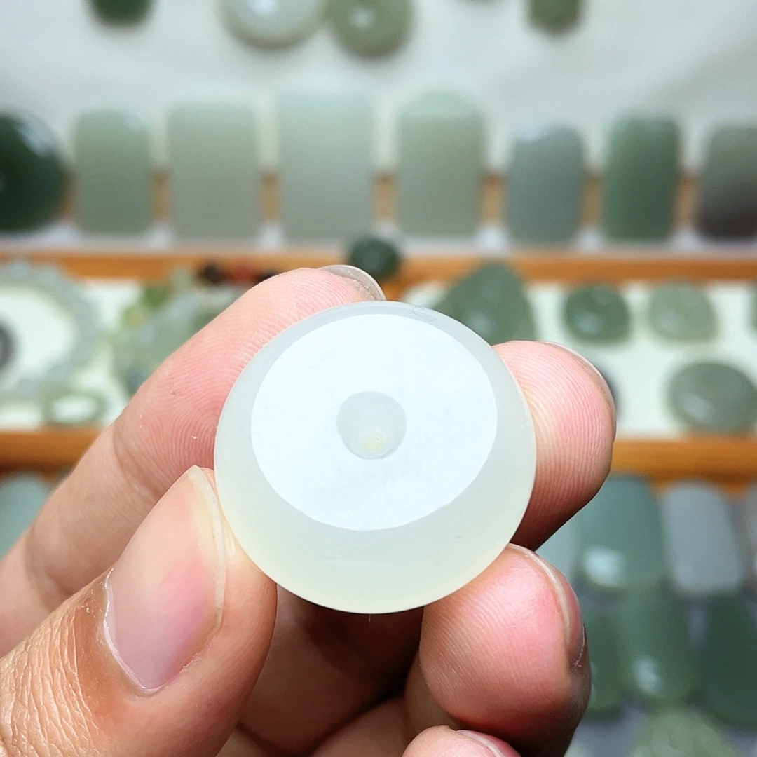 和田玉未镶嵌吊坠(不含链)