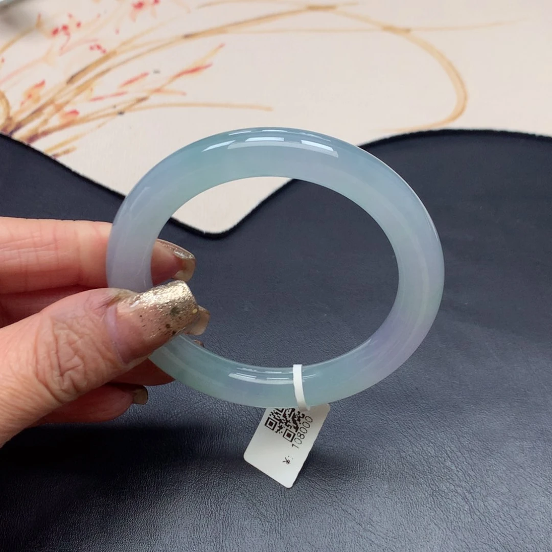 未镶嵌手镯翡翠缅甸翡翠手镯