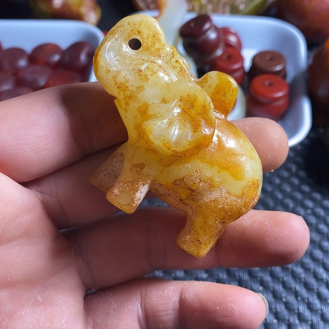 蛇纹石玉合金颈饰