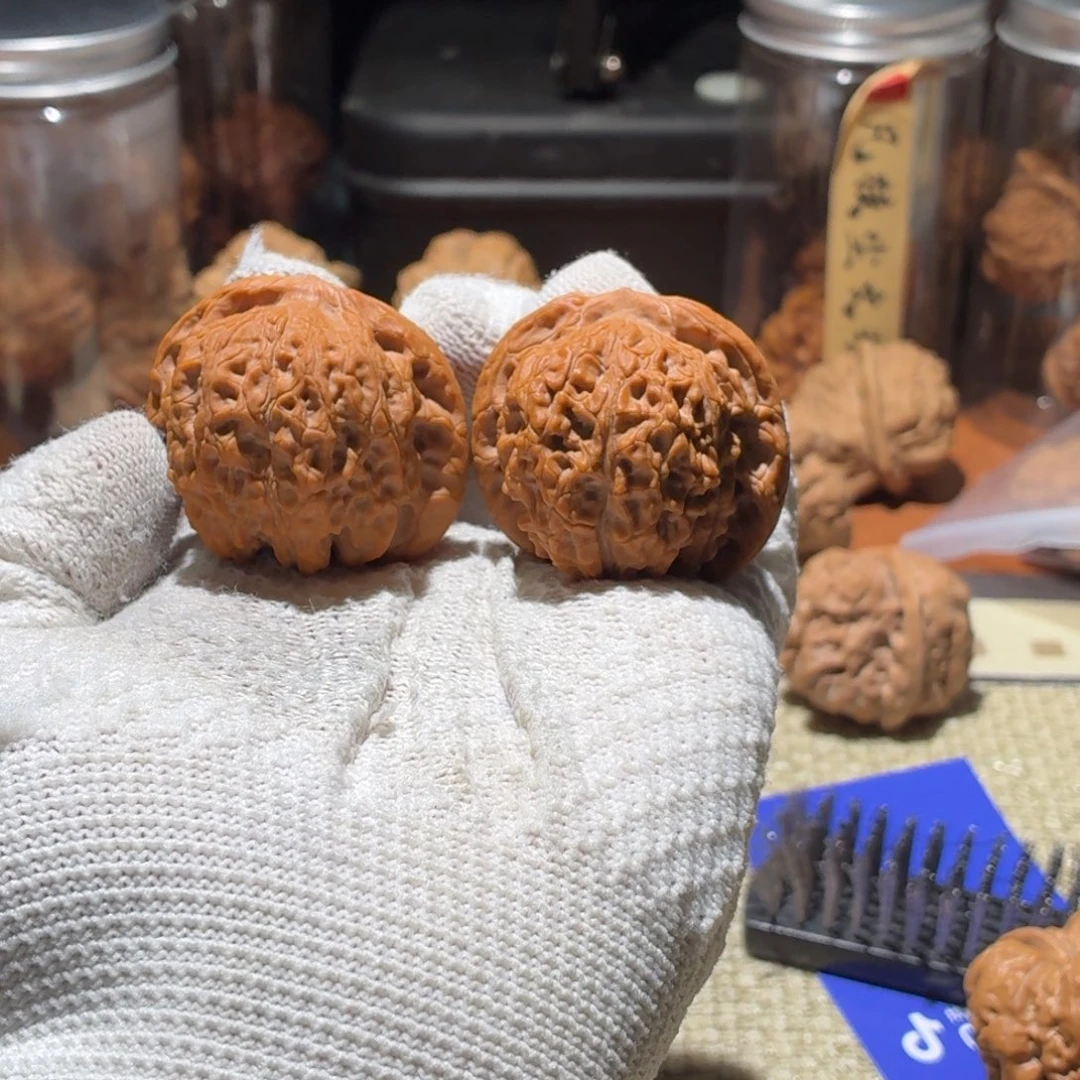 陌***野吊坠文玩核桃血麒麟