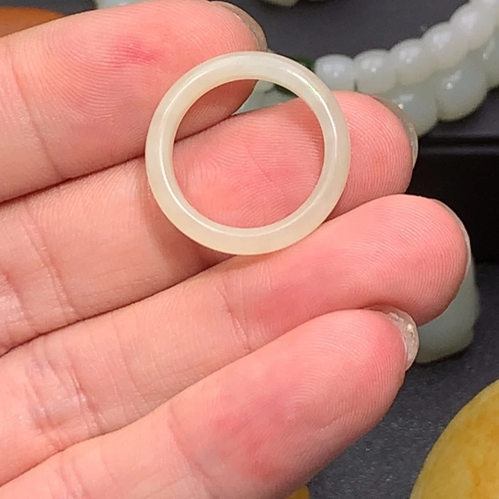 和田玉未镶嵌颈饰  大放漏 戒指 慎拍 不退不换