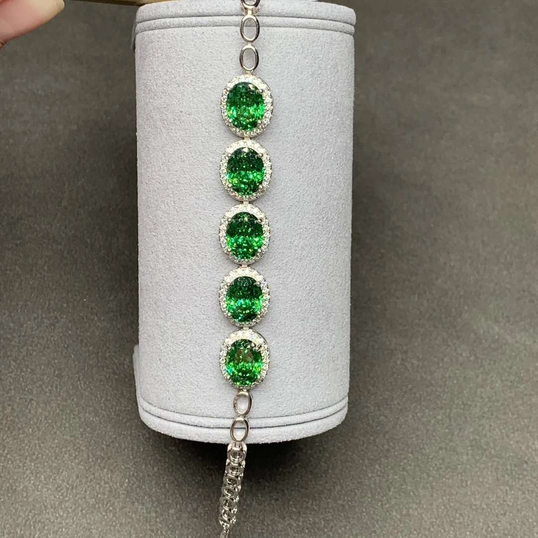 手链 女神轻奢必备款银卡扎尼亚绿色沙弗莱镶嵌手链