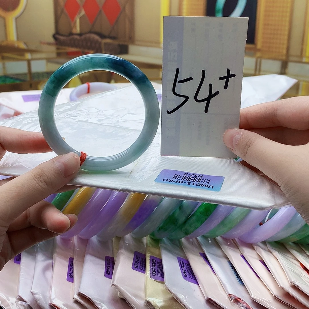 翡翠未镶嵌手镯uu