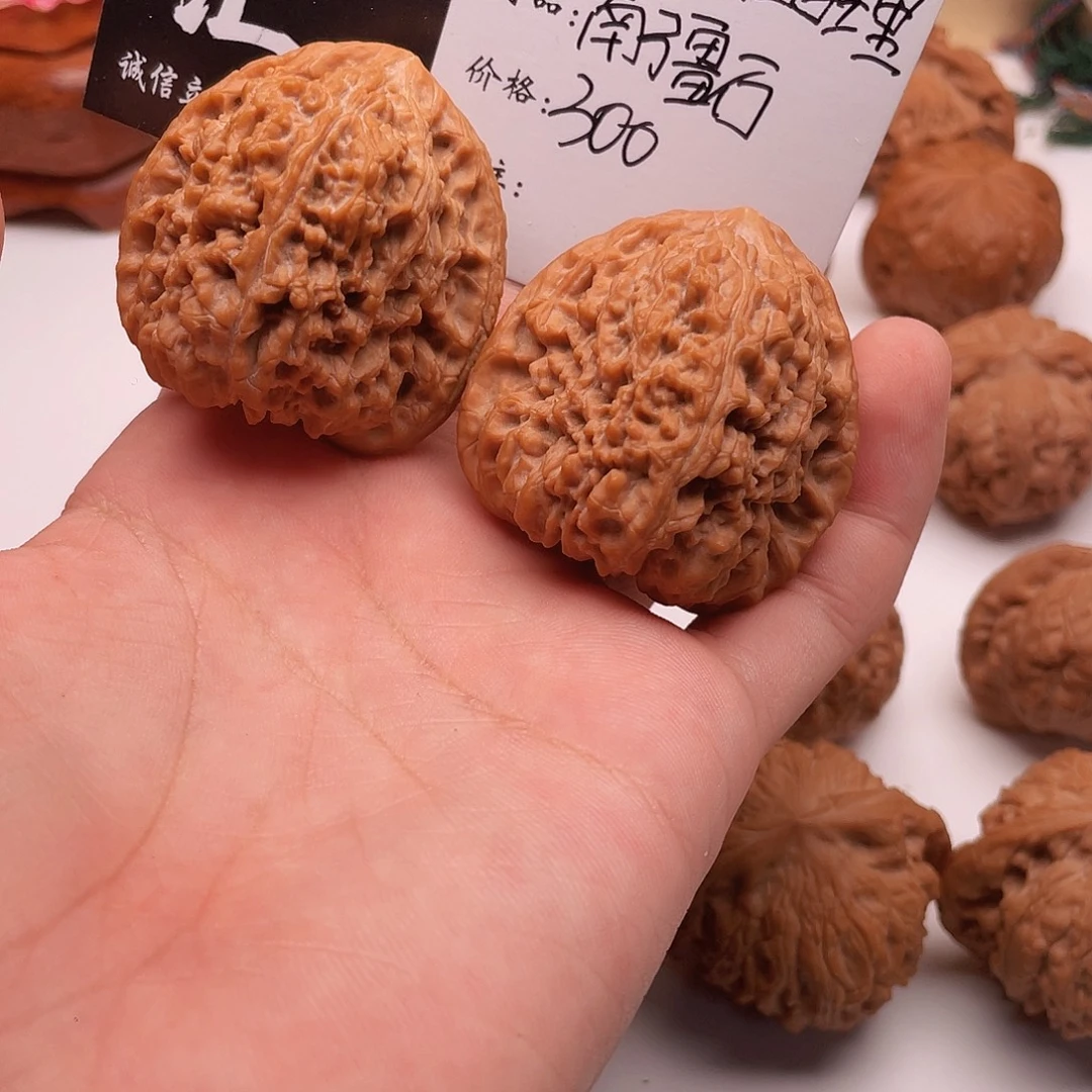 讲***！吊坠文玩核桃南疆石