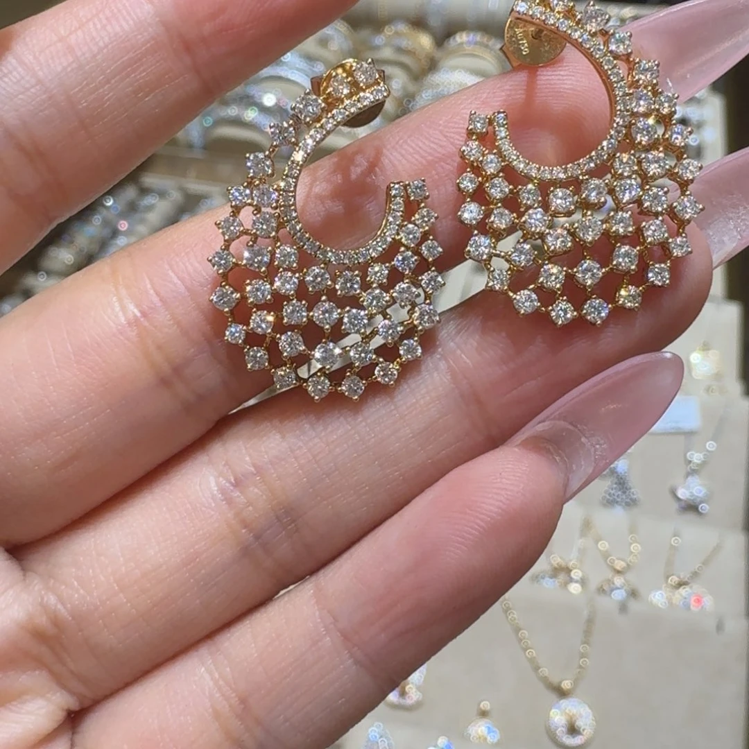 耳饰18K金镶嵌钻石