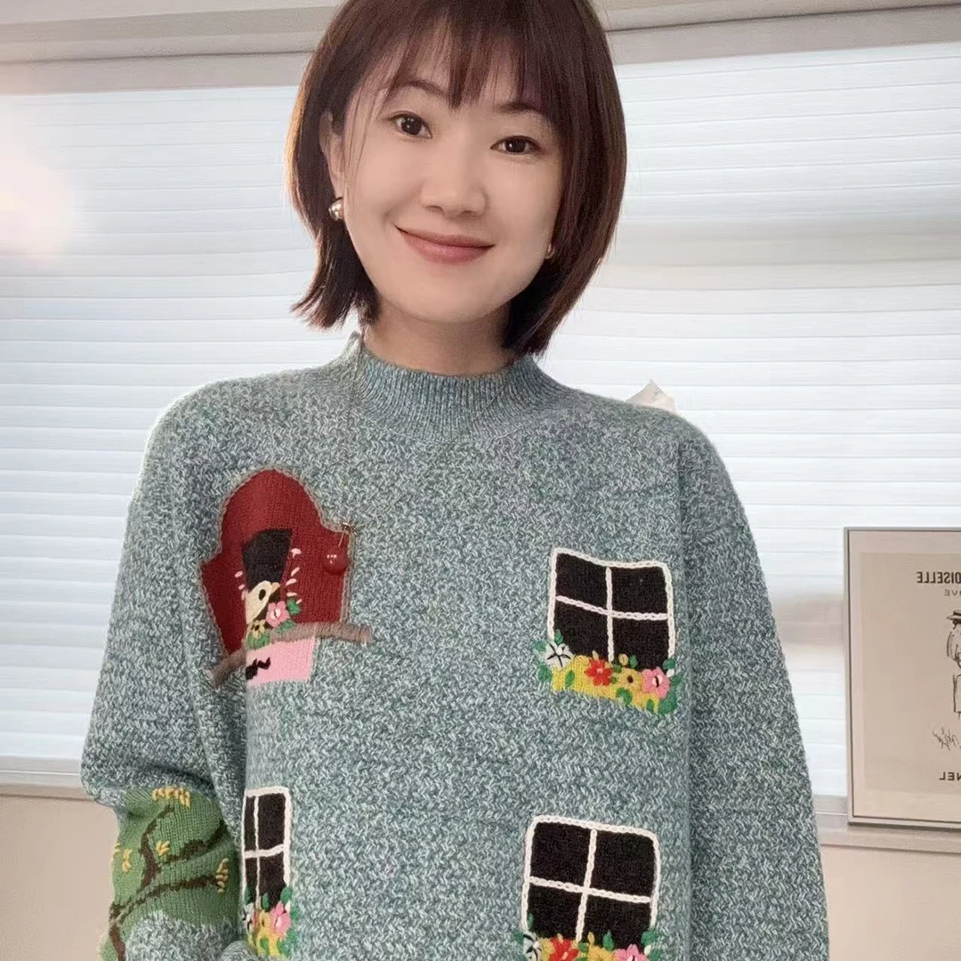 鸟语花香 纯山羊绒圆领手工绣花针织套头毛衣