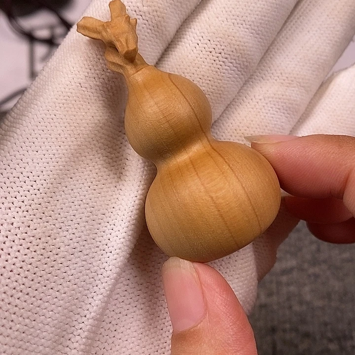 檀香木手串/手链老山檀香雕刻龙头大葫芦