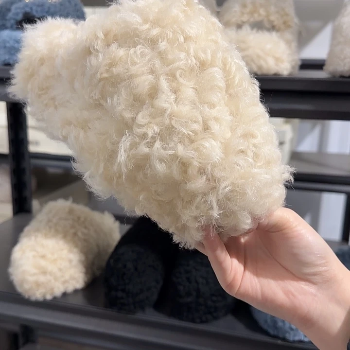 36奶茶色卷毛包脚五厘米