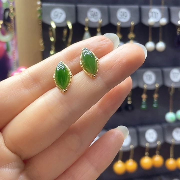 和田玉银S925镶嵌耳饰