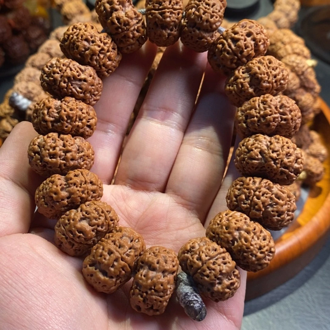 好***在手串金刚菩提定制夹板