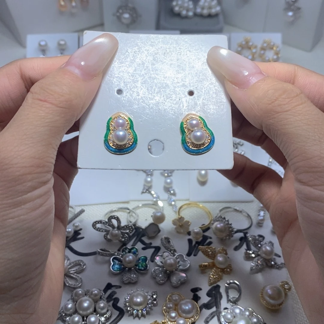 未镶嵌耳饰淡水珍珠