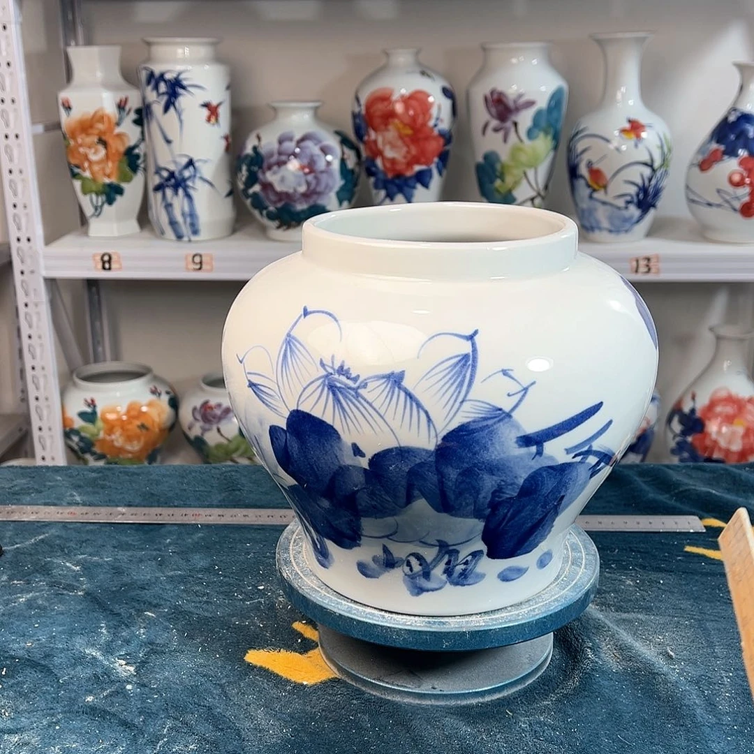 摆件景德镇陶瓷大口青荷花