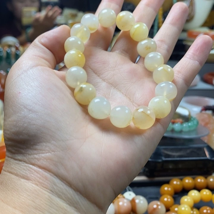 石英质玉（黄龙玉）未镶嵌手镯