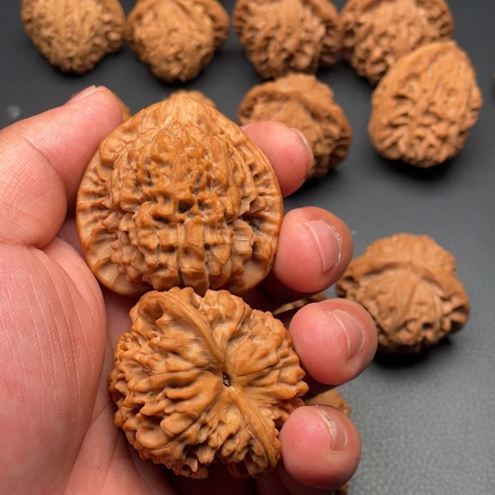 真***e桃核把件官帽46尺寸