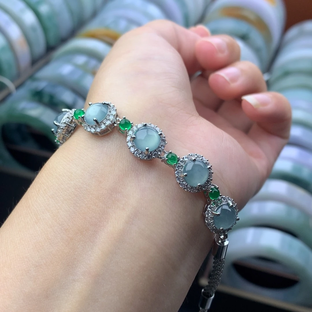 未镶嵌手链翡翠多样性