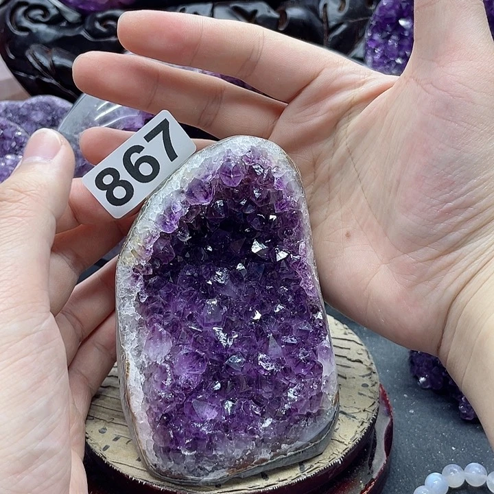 未镶嵌水晶大型摆件（非配饰）