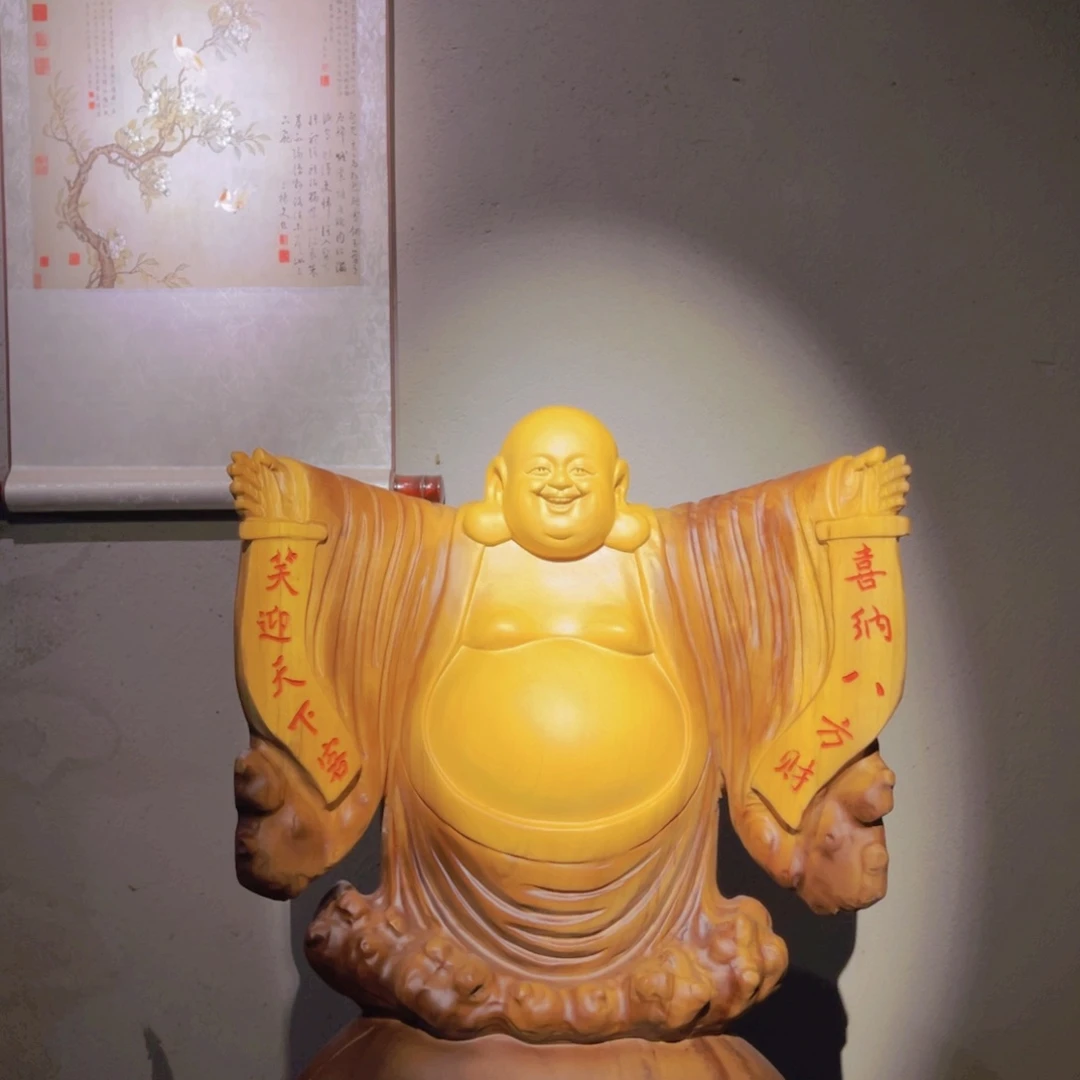 对木根雕人物的一个摆件