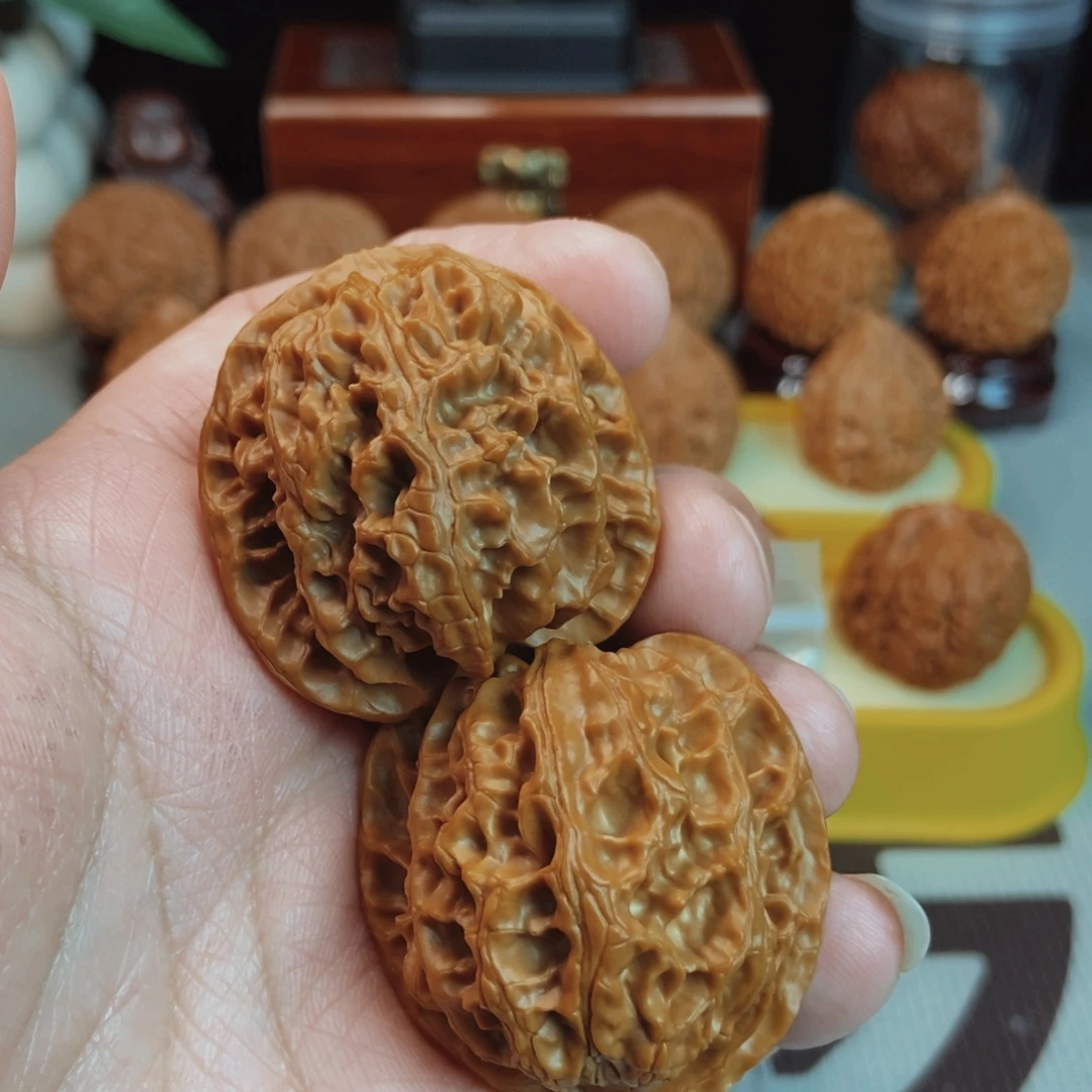 福利苹果园核桃手把件！！