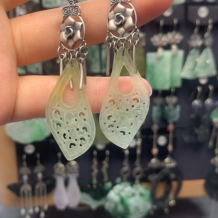 翡翠银S925镶嵌耳饰✨***✨4444