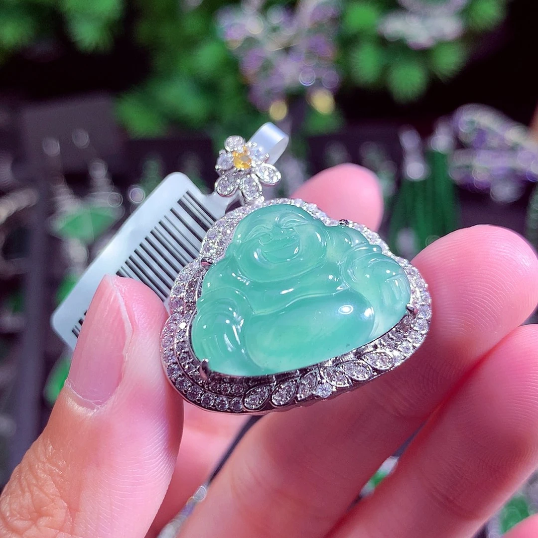 颈饰未镶嵌翡翠天然