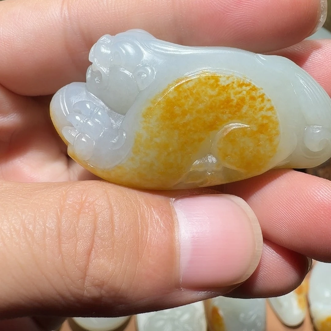 和田玉（糖玉）未镶嵌颈饰