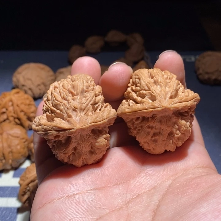 吊坠文玩核桃核尊