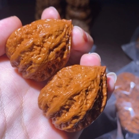 把件文玩核桃东北野生楸子小园 121