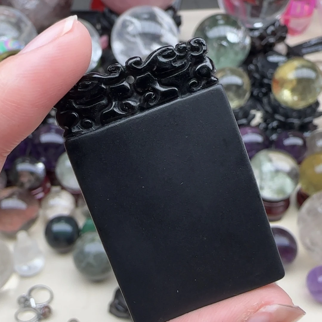 水晶未镶嵌摆件a657