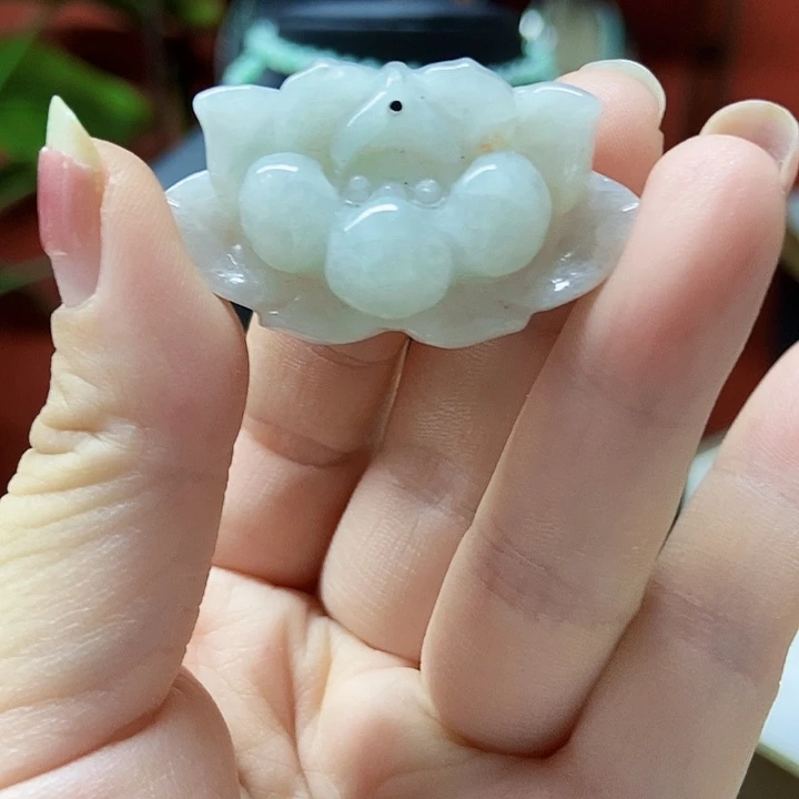 翡翠未镶嵌颈饰吊坠