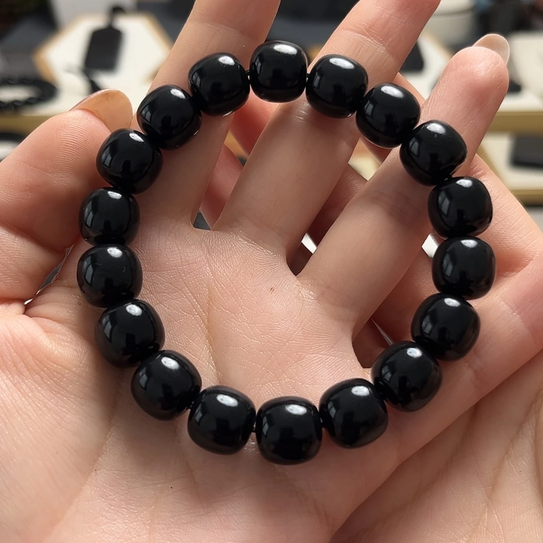 小***咪颈饰未镶嵌和田玉（墨玉）卡12老型