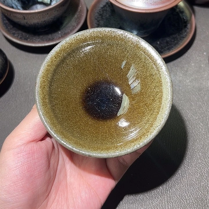 茶盏好吧那我们也睡一