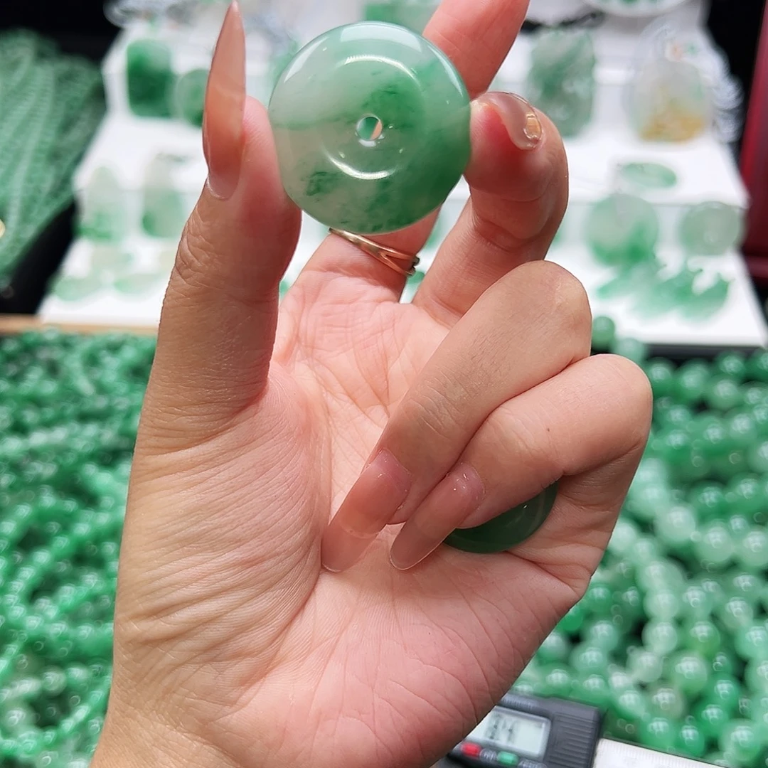 石英质玉（非洲翠）未镶嵌吊坠(赠链)